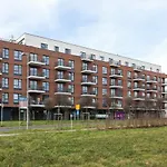 Lotniczowka By Renters Prestige