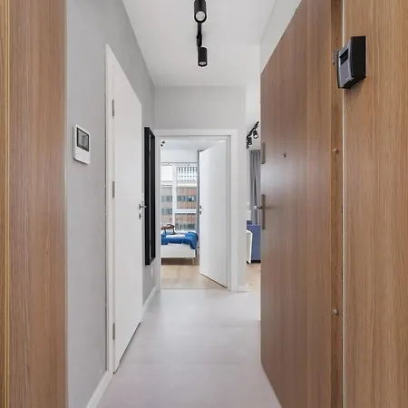 Lotniczówka By Renters Prestige Apartamento