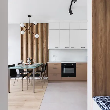 Lotniczowka By Renters Prestige Apartment *